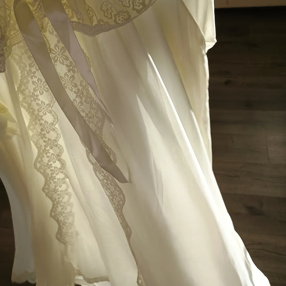 Like new, vintage style, white, double layer nightie, womens intimates, fairy - Picture 14 of 16